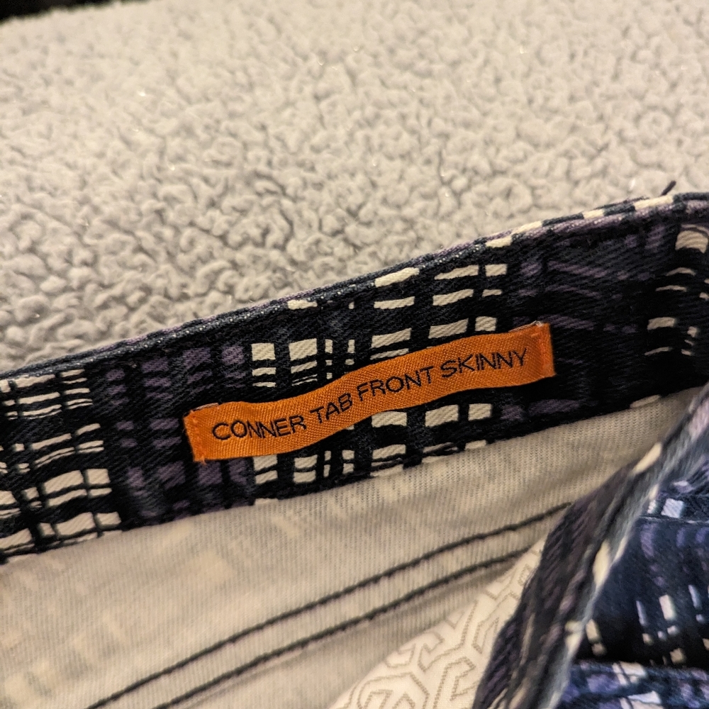 Tory Burch Connor Tab Front Skinny Jeans - Picture 5 of 12